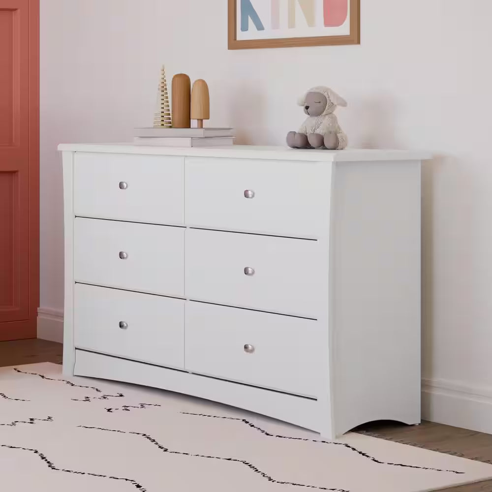 Crescent 6-Drawer Double Dresser in White.